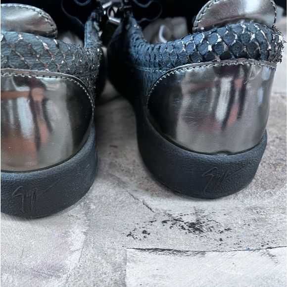 Giuseppe Zanotti Frankie python embossed leather sneakers Black SZ 40/9.5 - Picture 6 of 11